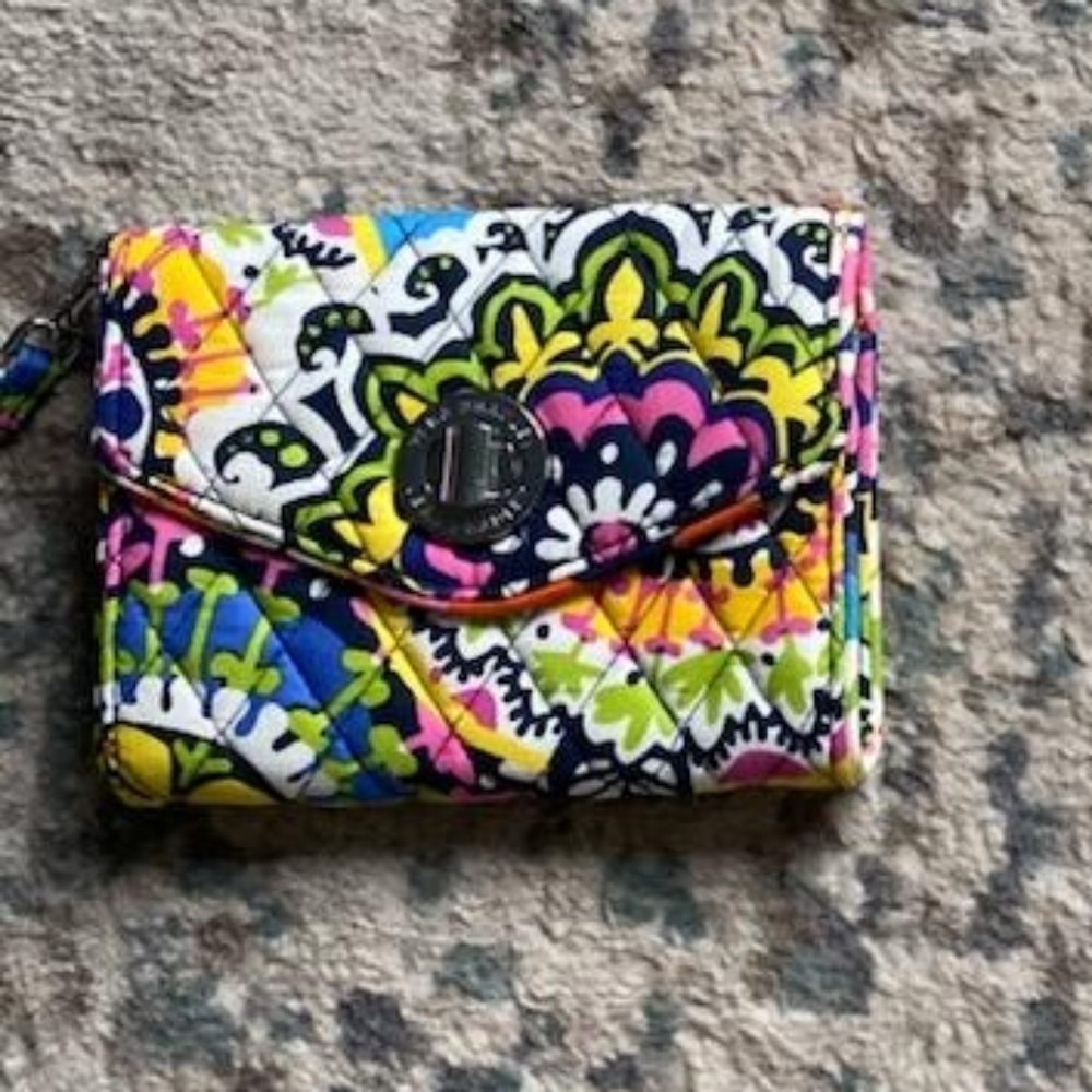 BRAND NEW Vera Bradley wallet